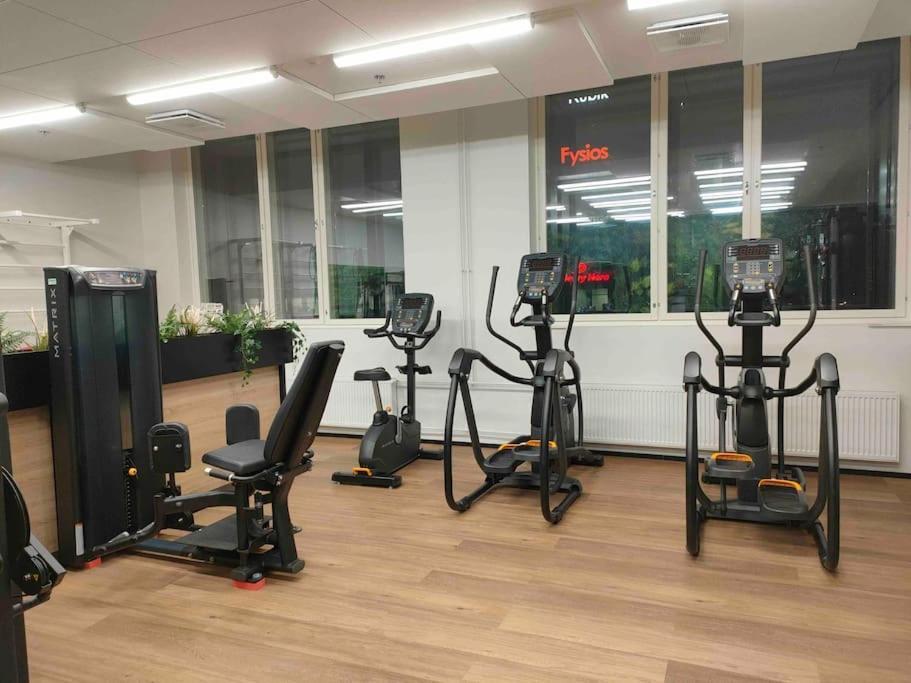 Brand New Modern Condo Built-In Mall Of Tripla 赫尔辛基 外观 照片